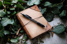 Load image into Gallery viewer, mini-Traveler - Natural & Marble Stained